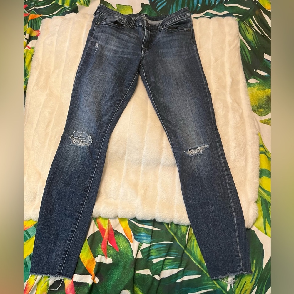 Gap 25/26 Regular Skinny Casual Dark Wash Fall Spring Cropped School Jegging